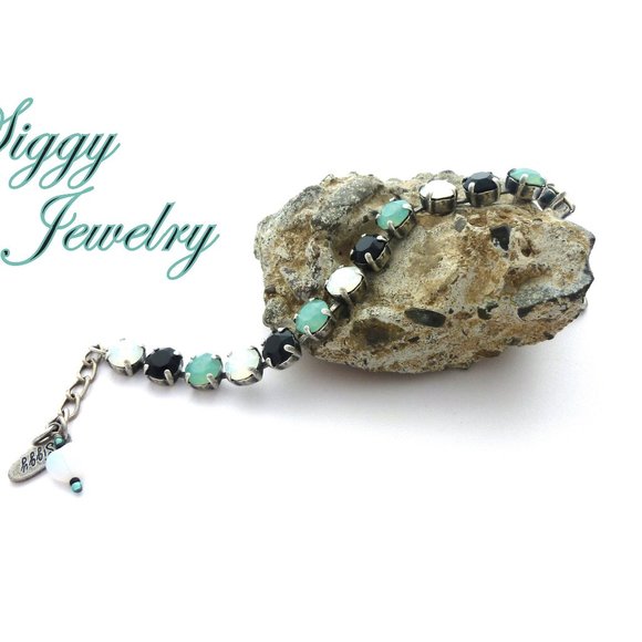 Austrian Crystal Himalaya Tennis Bracelet, White Opal, Pacific Opal, Jet - Picture 10 of 11